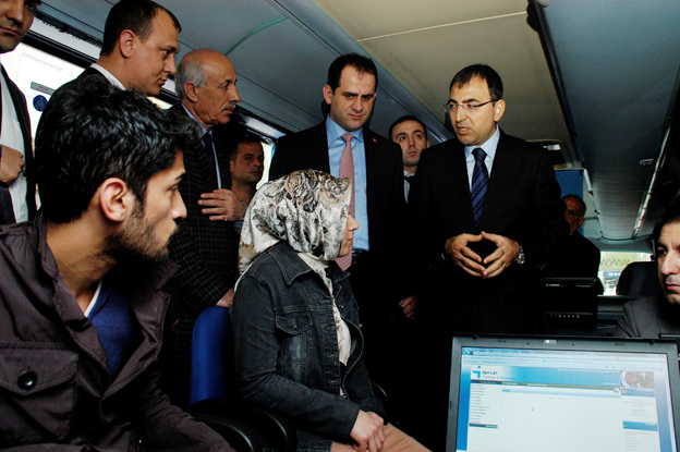 15.04.2013_İŞKUR Kampanya Otobüsü Yola Çıktı (2)