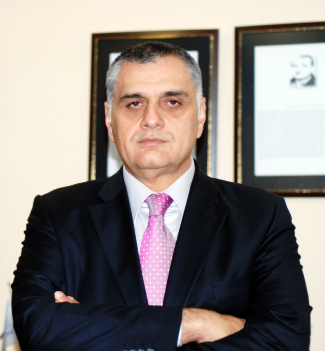 hikmet çinçin