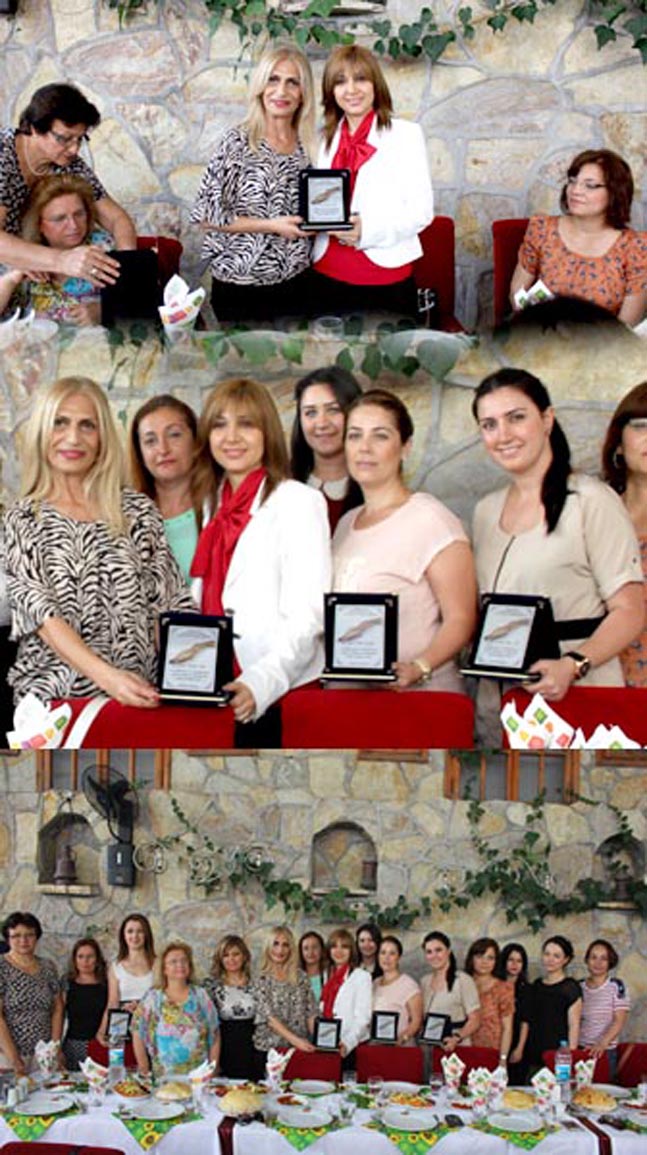kmcd_yonetiminden_plaket_buyuk