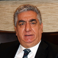 ağrımaz başını ağrıtmayı seviyor