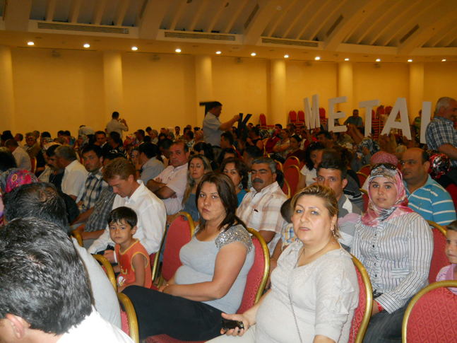 DidimAileKurultayı08,05,2011 (42)