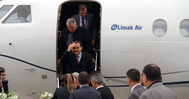 bakan-ergin-sadullah-baskan-sloganlariyla-5385454_o