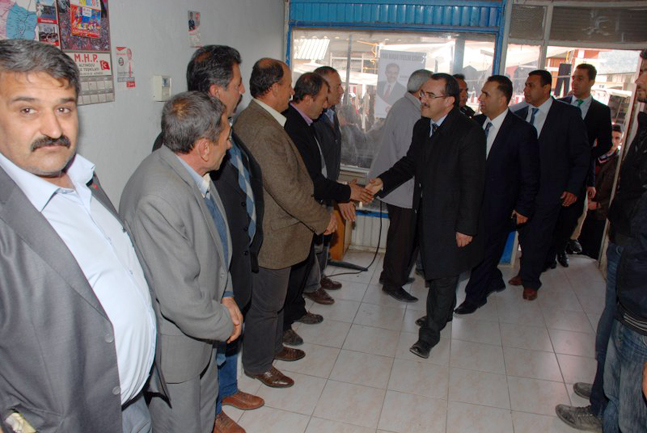 MHP İlçe Yönetimi Nezaket Ziy (1)_800x536
