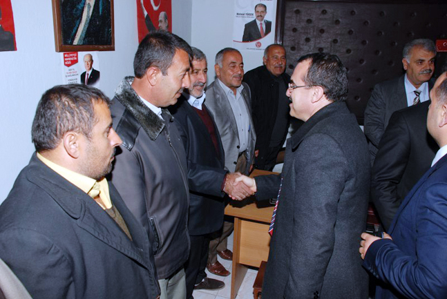 MHP İlçe Yönetimi Nezaket Ziy (3)_800x536