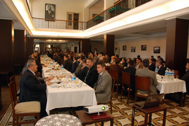 Toplantı resimleri (1)_600x402