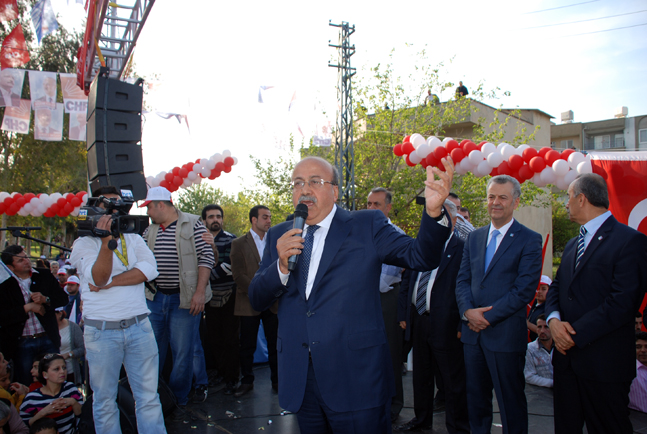 NAZIM MİTİNG MANŞET (6)