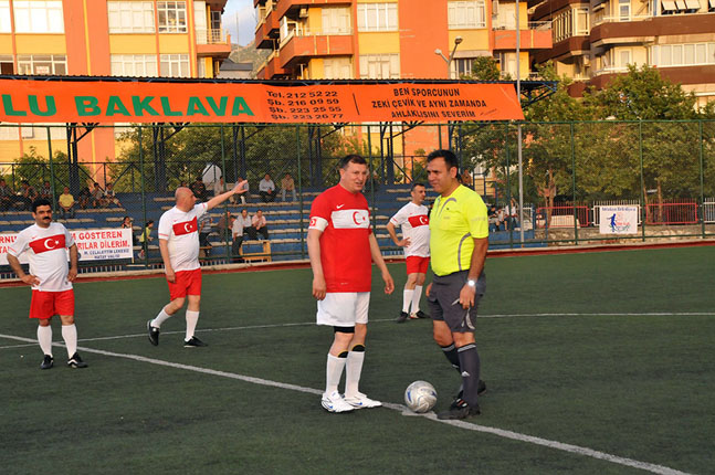 Tüm Futbol Takımlarımıza Tebrik Mesajı (3)
