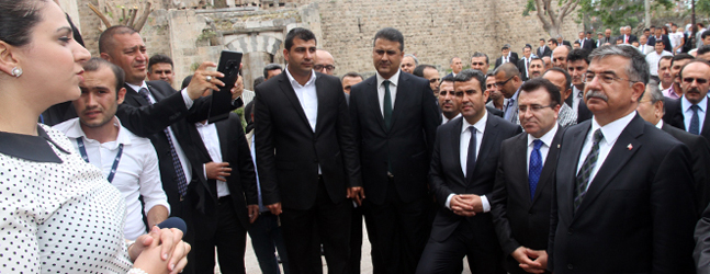 bakan-isdemir3
