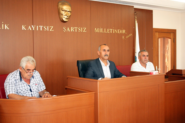 Arsuz meclis (1)