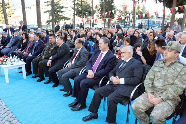 HALK EĞİTİM MERKEZİ HATAYLILARIN HİZMETİNE AÇILDI (1)