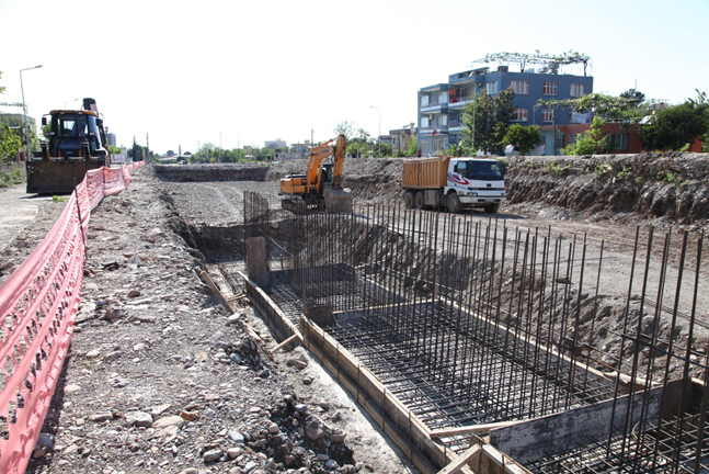 BAŞKAN SAVAŞ, PROJELERİ BİR BİR HAYATA GEÇİRİYOR (1)