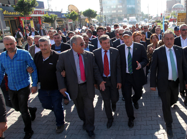 BAŞKAN SAVAŞ, PROJELERİ BİR BİR HAYATA GEÇİRİYOR (4)