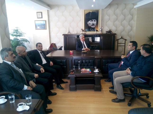 NURİ ÜYSEN DE TÜMSİADLI OLDU (1)