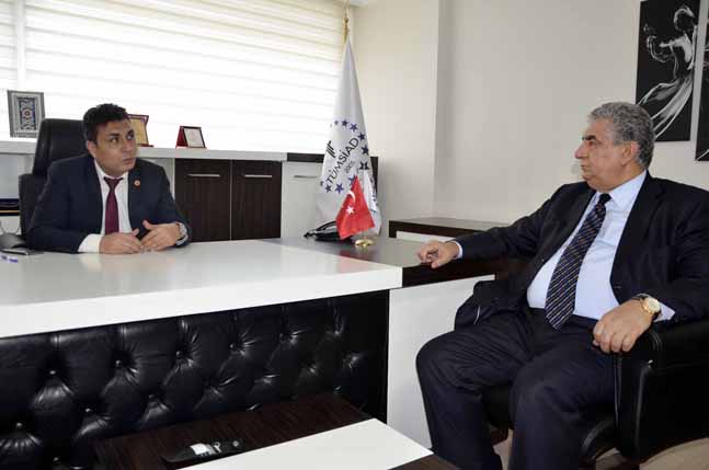 NURİ ÜYSEN TÜMSİAD ZİYARET (1)