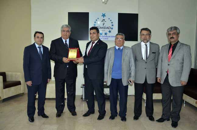 NURİ ÜYSEN TÜMSİAD ZİYARET (6)