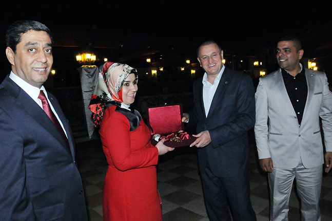 BAŞKAN SAVAŞ, MAHALLE MUHTARLARIYLA BİRARAYA GELDİ (5)