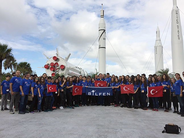 1449479770_Bilfen_Liseleri_Nasa_da