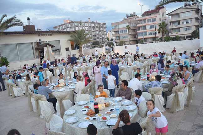 İTSO SEVGİ EVLERİNDEKİ ÇOCUKLARLA İFTARDA BULUŞTU (3)