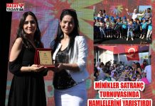 MİNİKLER SATRANÇ TURNUVASINDA HAMLELERİNİ YARIŞTIRDI