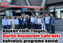 Başkan Fatih Tosyalı, Sterlin Restaurant Cafe’deki kahvaltılı programa katıldı